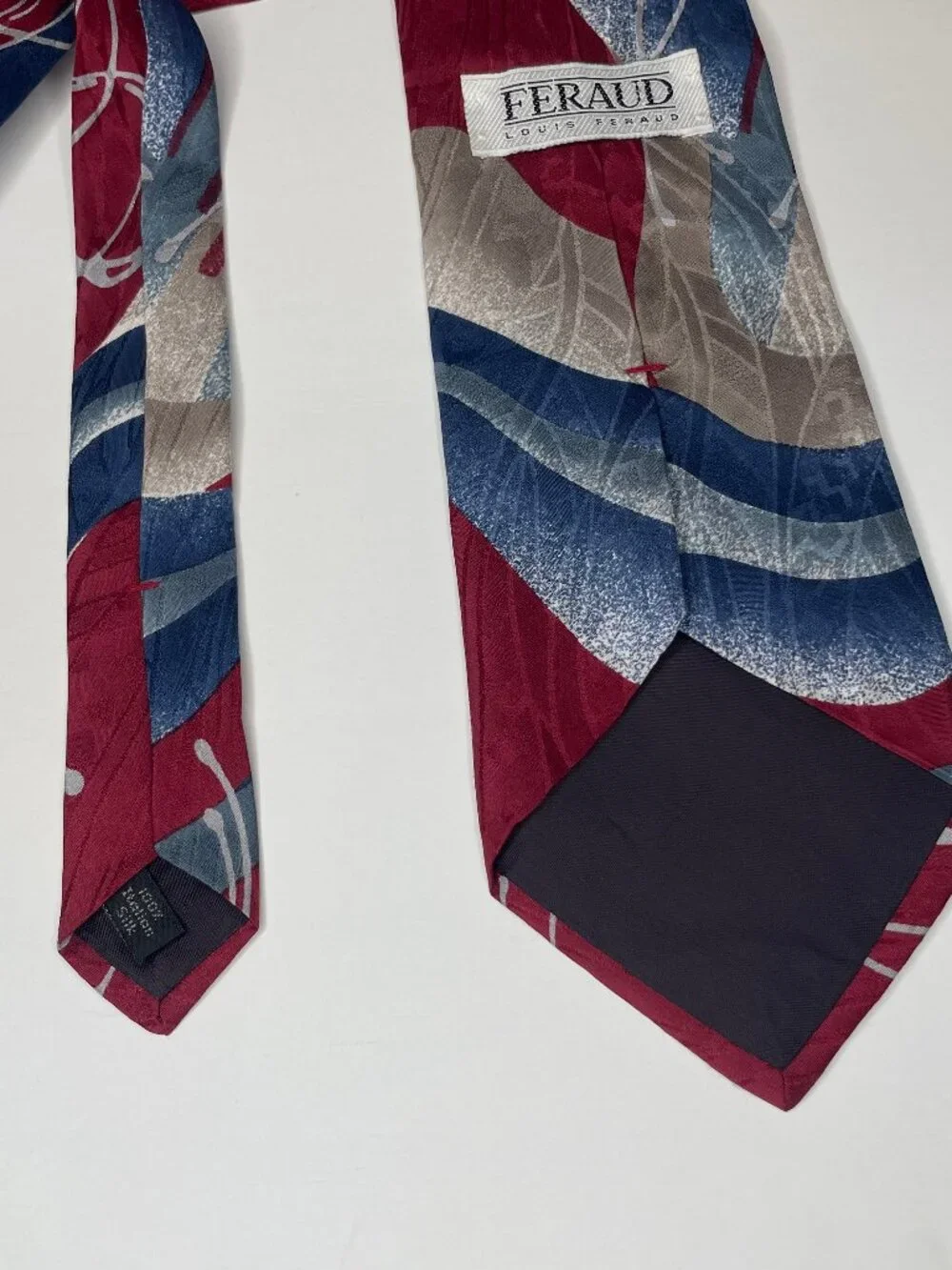 Louis Feraud Vintage Abstract Art Silk Tie Burgundy Swirl Indie Sleaze Designer
